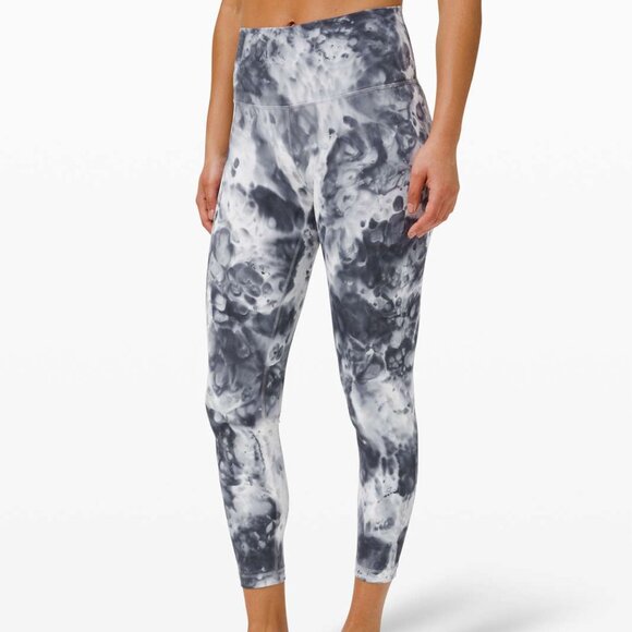 Lululemon Wunder Under High-Rise Tight 25" *Luxtreme Size 6 - Picture 1 of 7